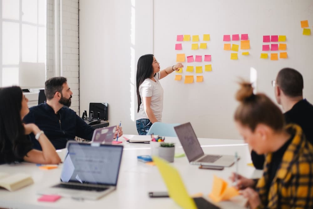 How Assertive Media helps fintech brands